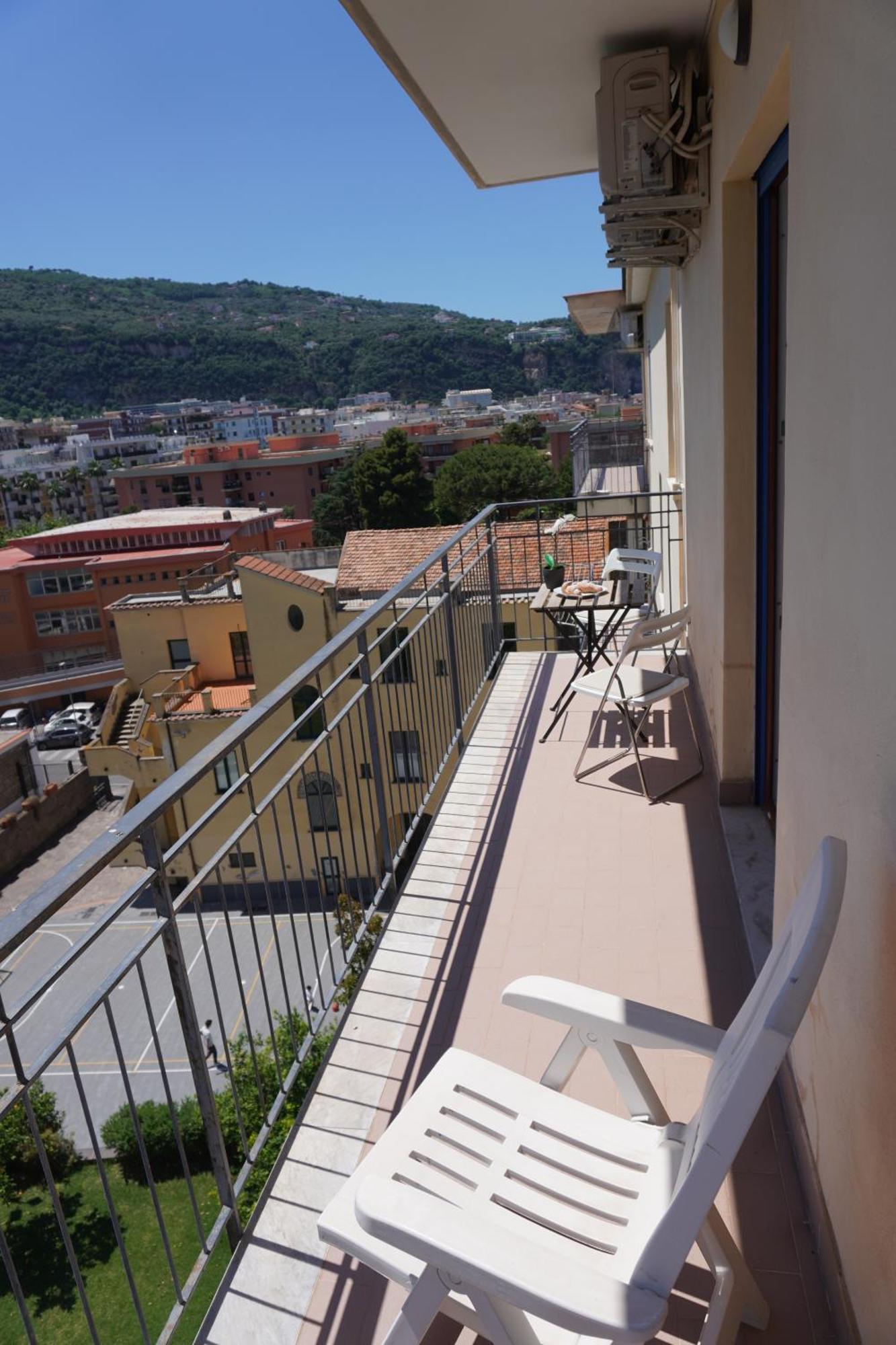 Апартаменты Casa Nelida, Sorrento Centre Экстерьер фото